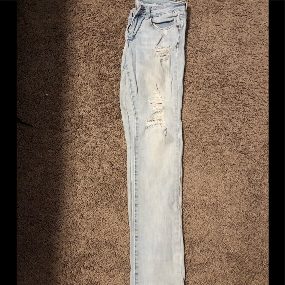 American eagle light wash ripped skinny jeans